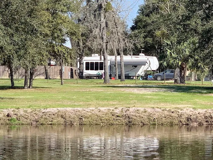 Trails End Outdoors RV Park & Cabins Picture 6