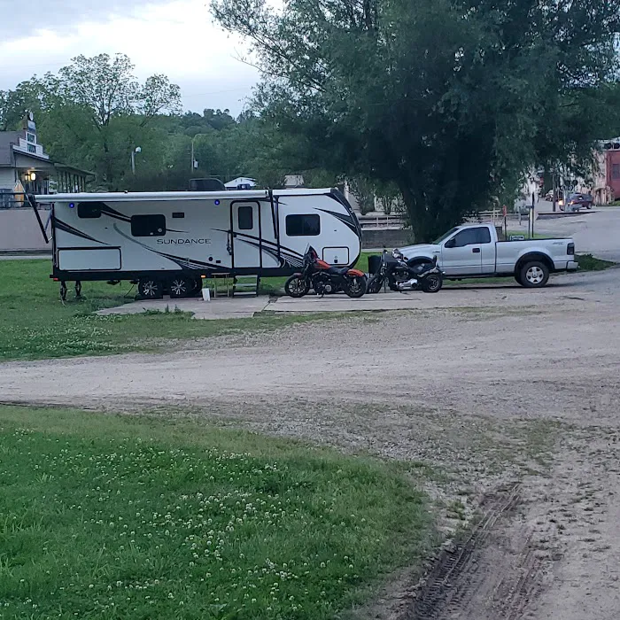 Hardy City RV Park Campground Picture 1