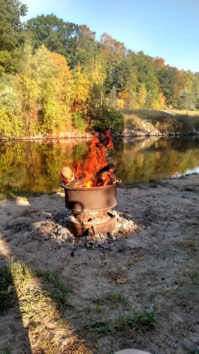 Henry's Landing Campground & Canoe Rental Picture 8