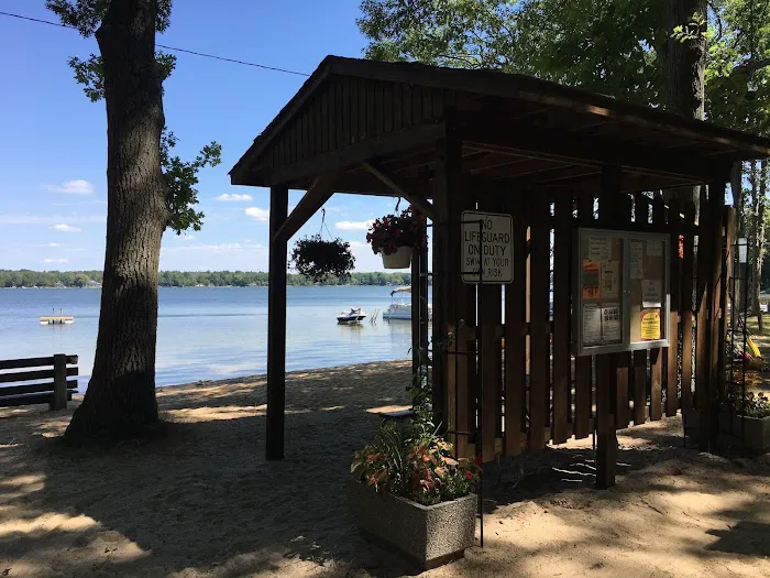 Whispering Surf Campground at Bass Lake Picture 3