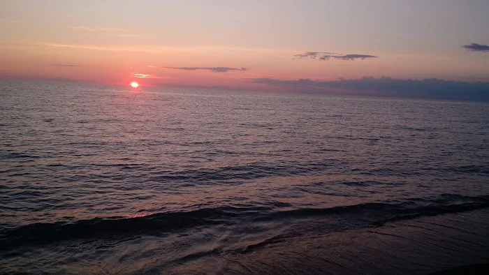 Whispering Surf Campground at Bass Lake Picture 10