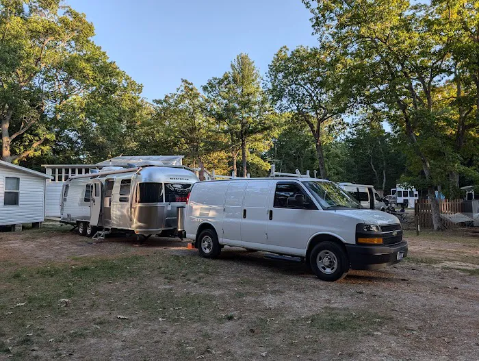 Whispering Surf Campground at Bass Lake Picture 9