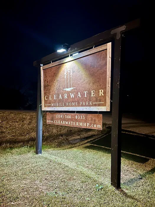 Clearwater RV & Mobile Home Park Picture 3