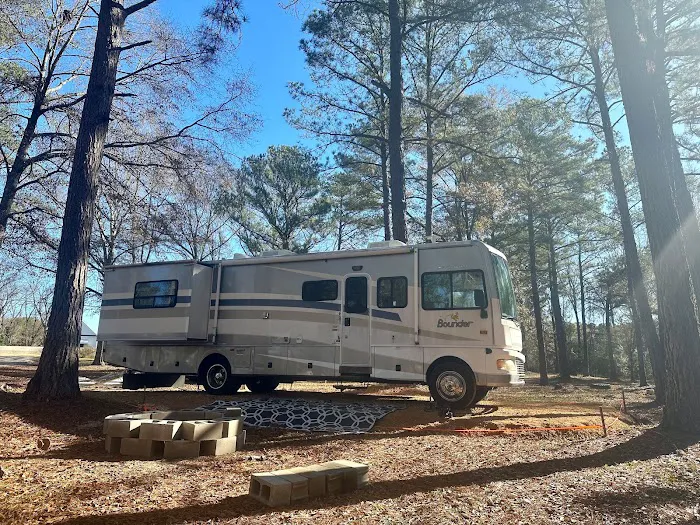 Clearwater RV & Mobile Home Park Picture 1