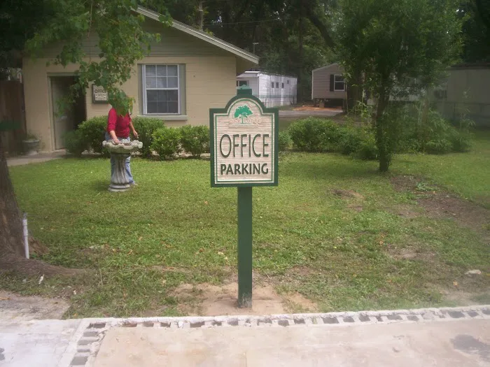 Oaklodge Mobile Home Park Picture 2