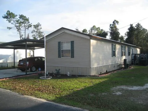 Rustic Acres Mobile Home Park Picture 4