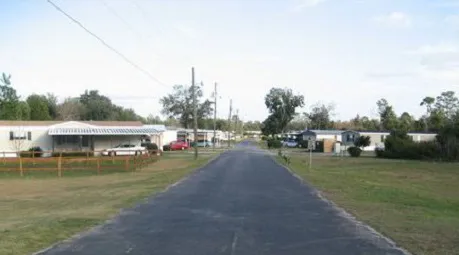 Rustic Acres Mobile Home Park Picture 3