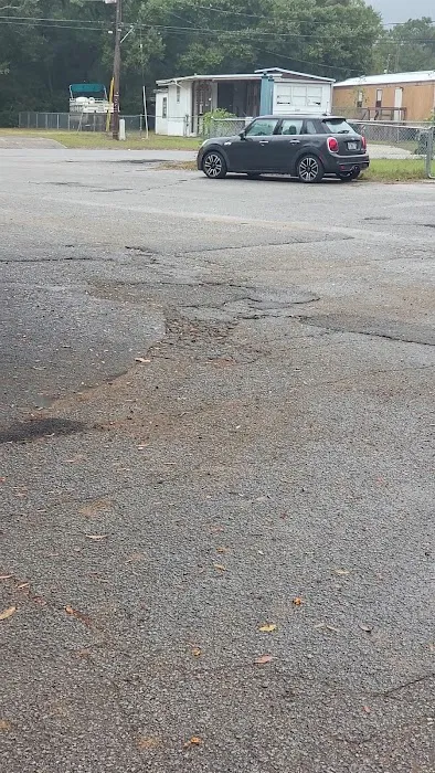 Queen Anne Mobile Home Park Picture 1