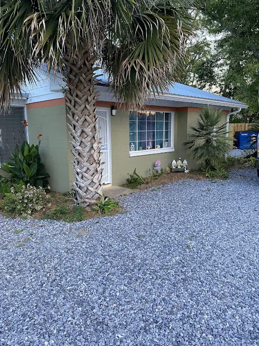 Palm Cove RV Village Picture 8