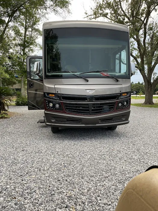 Palm Cove RV Village Picture 7