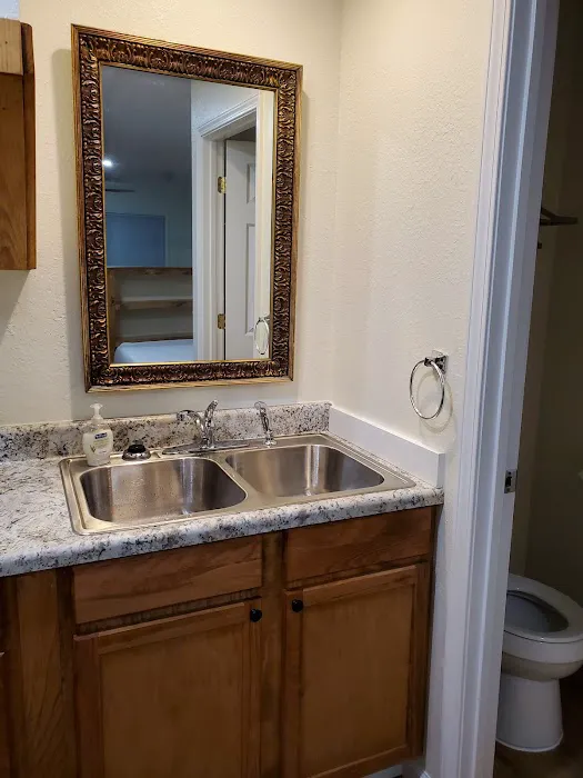 Bledsoe Forest Campground and Apartment Rentals Picture 3