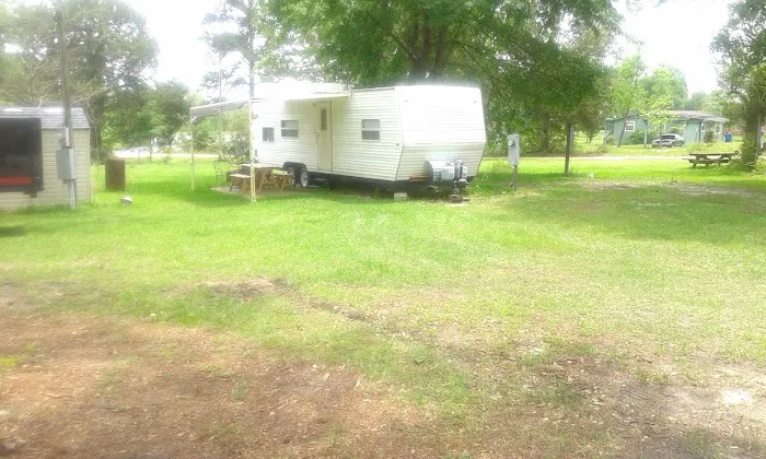 Alice's RV Park Picture 3