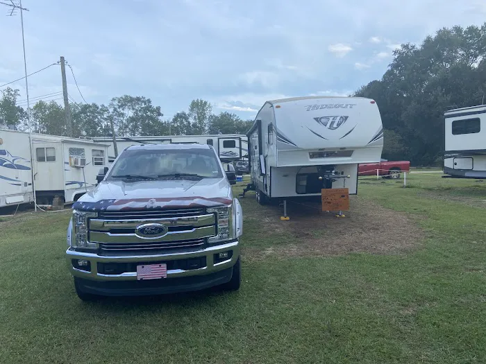 Gandy’s RV Park Picture 7