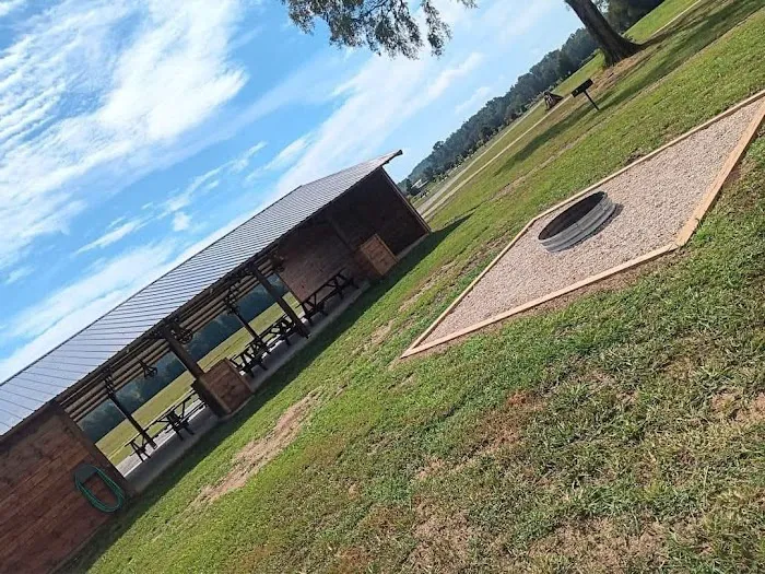 Country Roads RV Park Picture 5