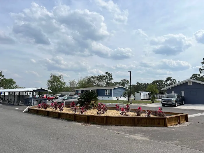 Paradise Village Picture 5