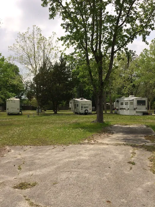 The Meadows Manufactured Home Community Picture 4