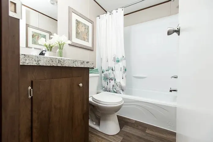 Silver Lake Oaks Mobile Home Community Picture 1