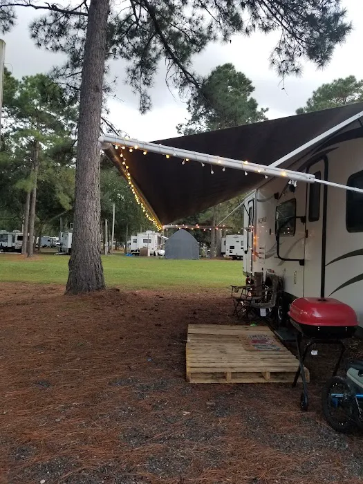 Hardeeville RV- Thomas Parks and Sites Picture 3