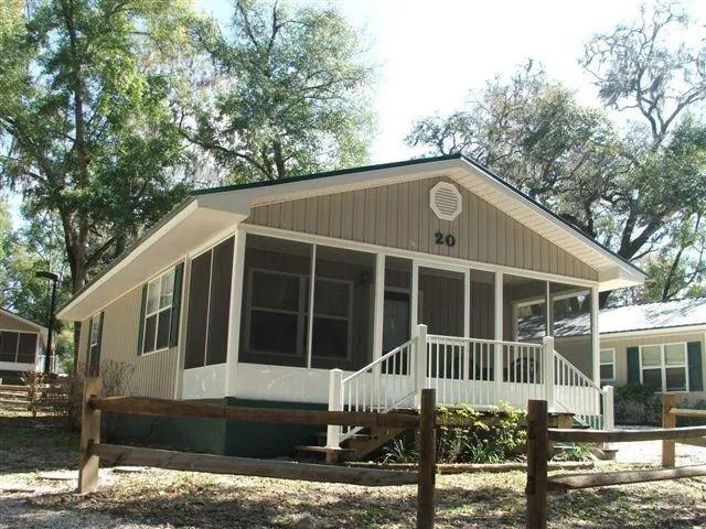 elite resorts at salt springs Picture 4