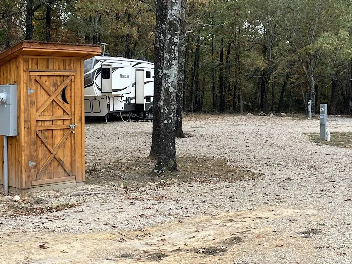 Pioneer Living RV Park Picture 8