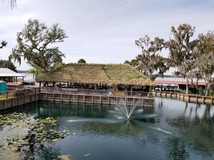 Renegades On the River Park Reservations/ General Store Picture 10