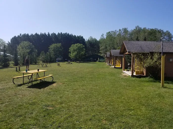 R and J Resort Campground Picture 4