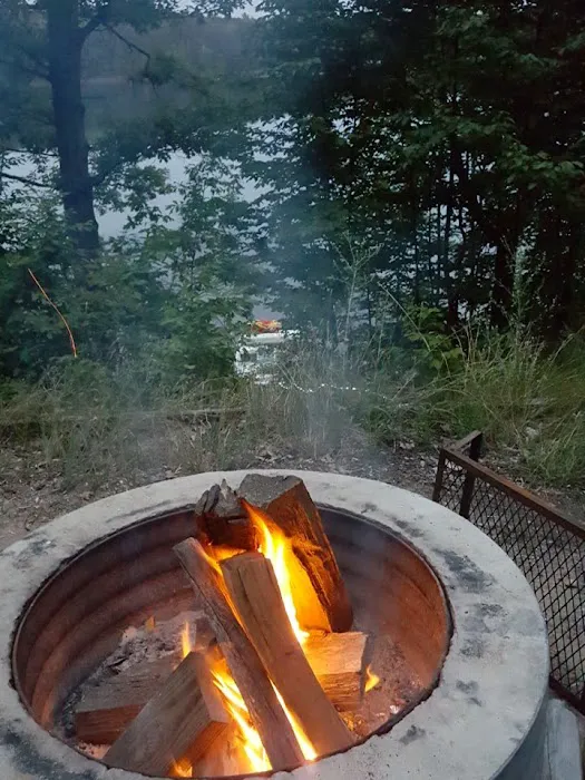 Arbutus Lake State Forest Campground Picture 3