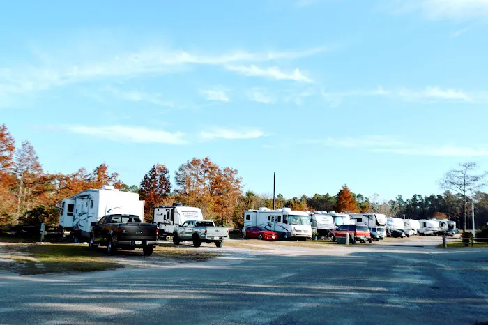Leisure Lakes RV Resort, Pensacola Florida Picture 2