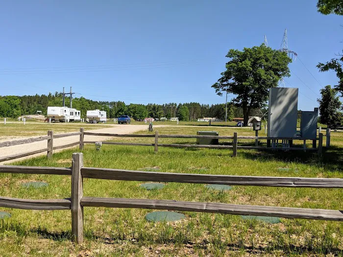 Northwestern Michigan Campground Entrance Picture 5