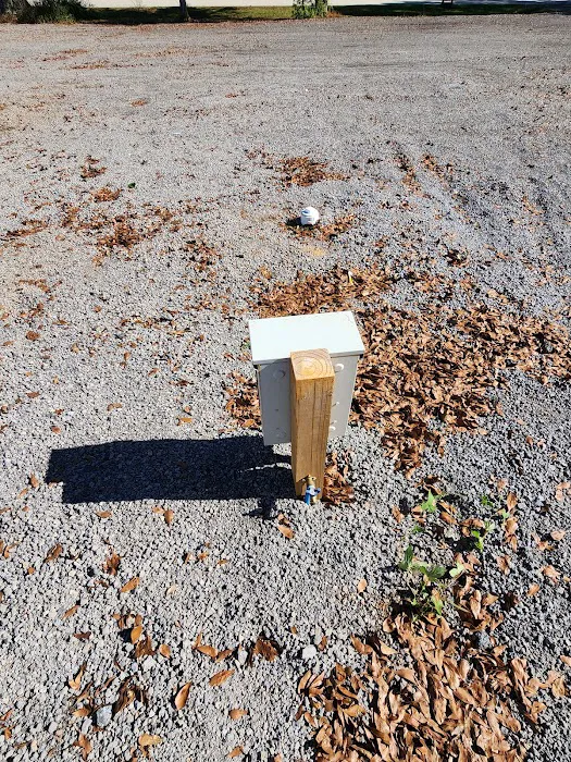 Tracy Edwards RV Park Picture 3