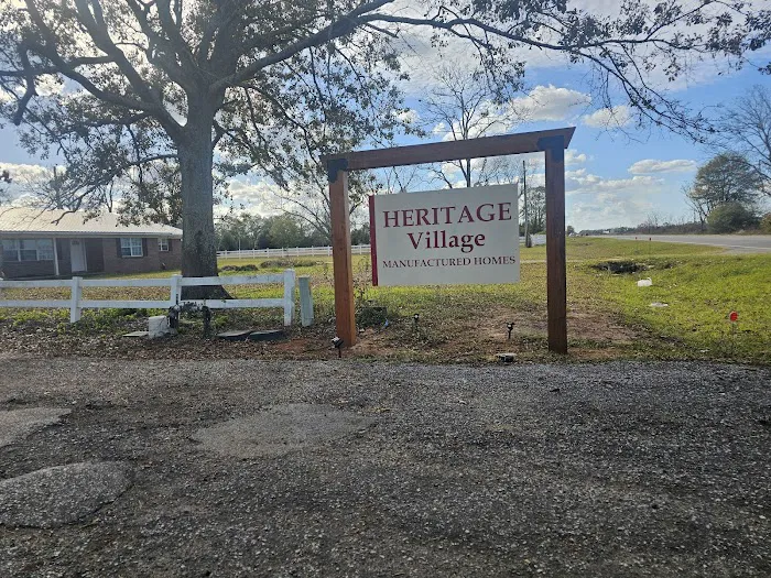 Heritage Village Manufactured Homes Picture 3