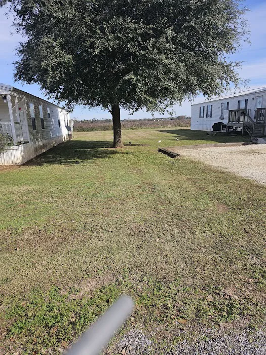 Heritage Village Manufactured Homes Picture 5