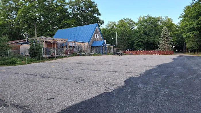 Chain O' Lakes Campground Picture 4