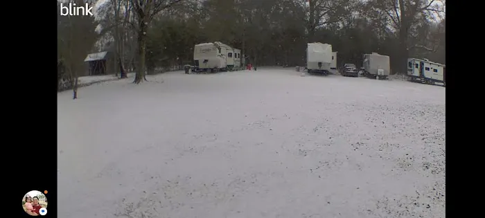 Royal Oaks RV sites Picture 5