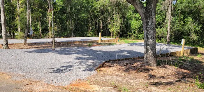 Long Dog RV Park Picture 4