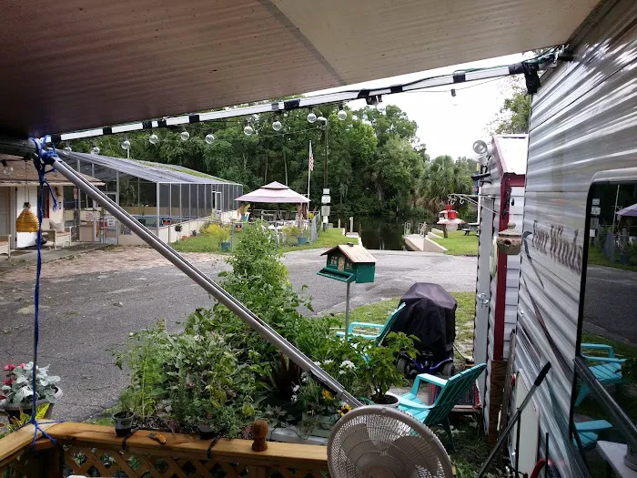 Big Oaks River Resort Picture 9