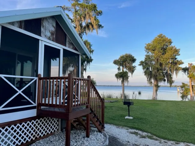 Crescent Fish Camp, RV Resort & Marina | Outdoor Adventure Retreats Picture 10