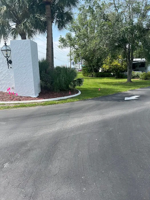 Imperial Gardens Mobile Home Picture 8