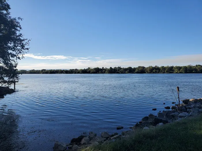 Cottonport Marina and RV Resort Picture 3