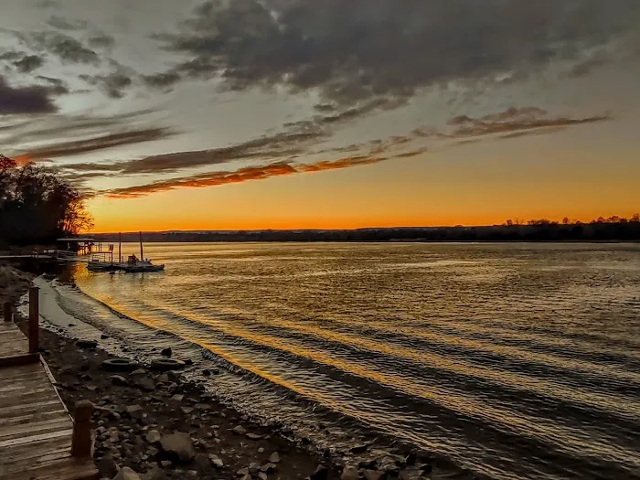 Cottonport Marina and RV Resort Picture 1