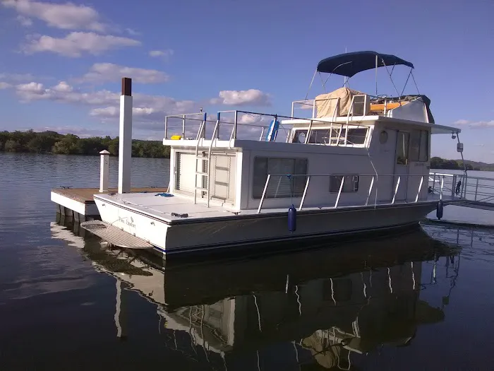 Cottonport Marina and RV Resort Picture 10