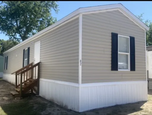 The Oaks at Panama Park Manufactured Housing community Picture 3