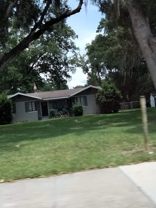 Jack Mobile Home Park Picture 7
