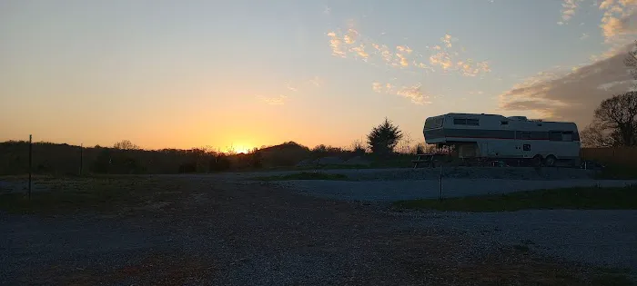 Deans RV Park Picture 2
