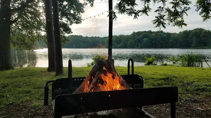 Piney Woods Campground Picture 5