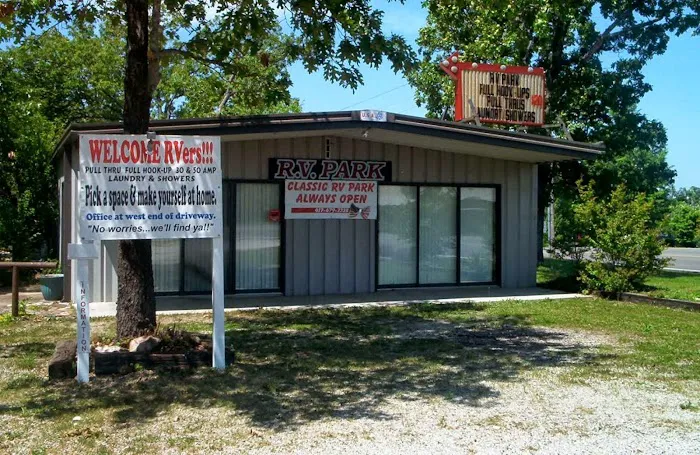Classic RV Park Picture 10