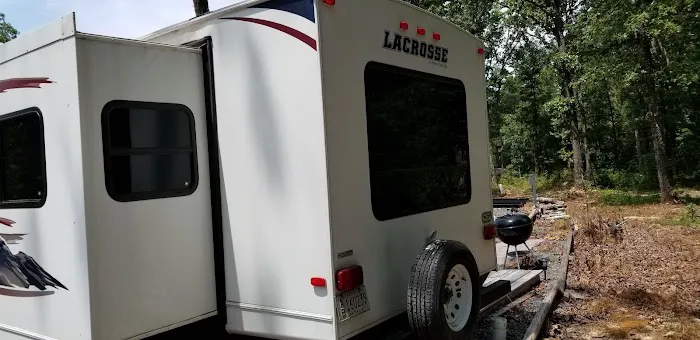 Cherokee RV Hideaway Picture 1