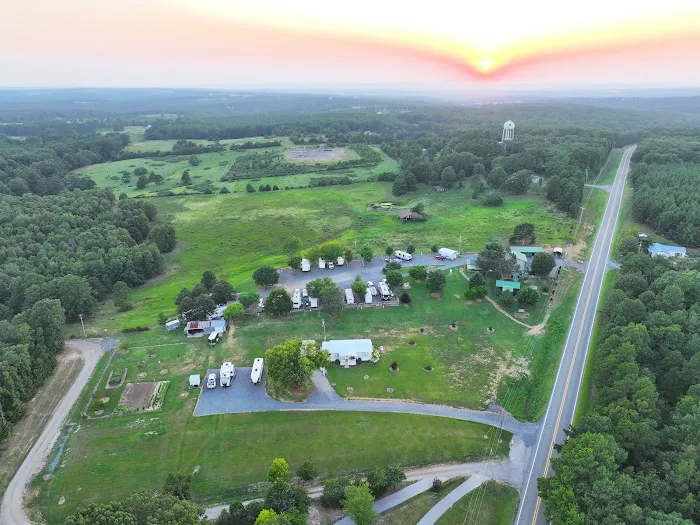 Hill Top RV Park Picture 10