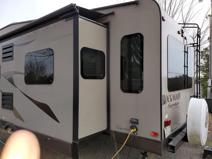 Hill Top RV Park Picture 4