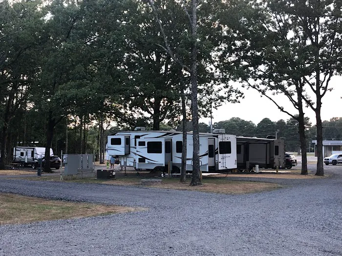 The Woodlands RV Resort Picture 1
